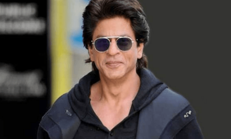 Shah Rukh Khan thanks ‘Chak De India’ girls for making him the ‘gunda’