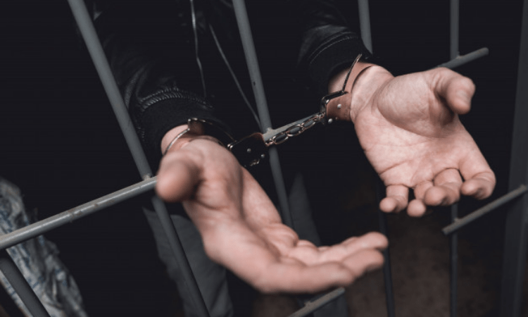 2 Men who conned pensioners pan India of lakhs held