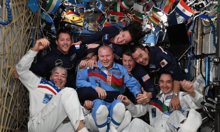ISS astronauts enjoy space Olympics sans gravity