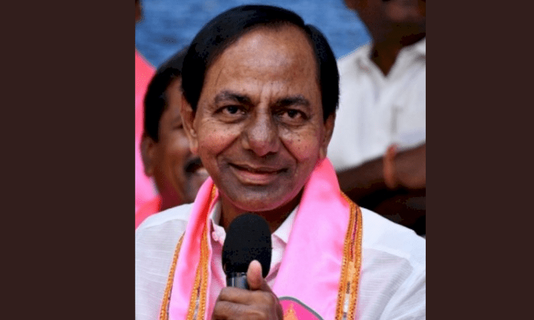 KCR rewards Kaushik Reddy with MLC seat