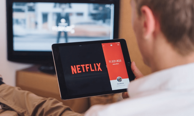 Netflix begins testing mobile games in its Android app in Poland