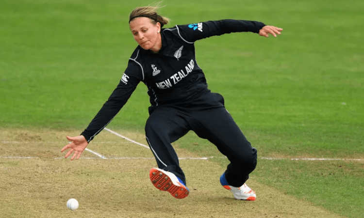 New Zealand pacer Lea Tahuhu prevails over cancer scare for England tour