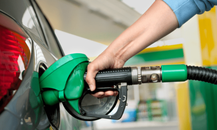 OMCs keep Petrol, diesel retail prices unchanged for a week
