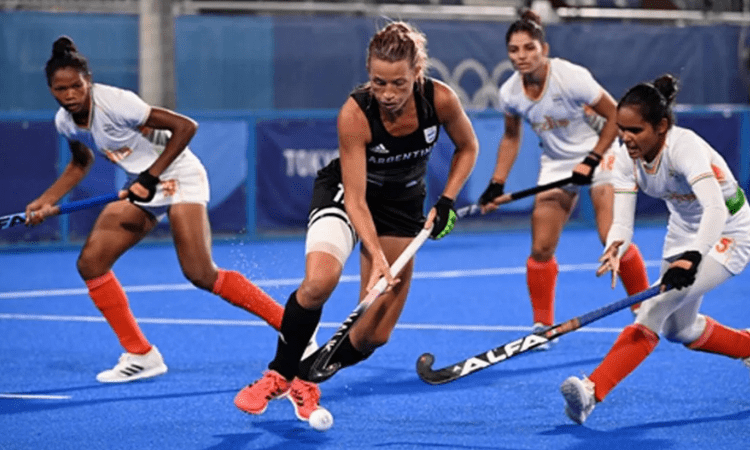 Olympic hockey: Indian women lose semifinal 1-2 to Argentina, to play for bronze