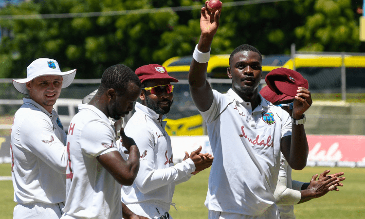 Roach, Seales stand takes West Indies to sensational one-wicket win over Pakistan