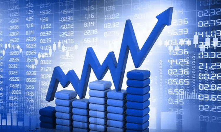 Sensex up 200 points, banking stocks rise
