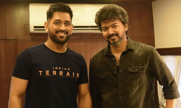 When ‘Thala’ Dhoni met Thalapathy Vijay, pictures break Internet