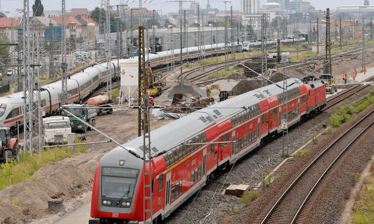 Train services in Germany hit by 6-day strike