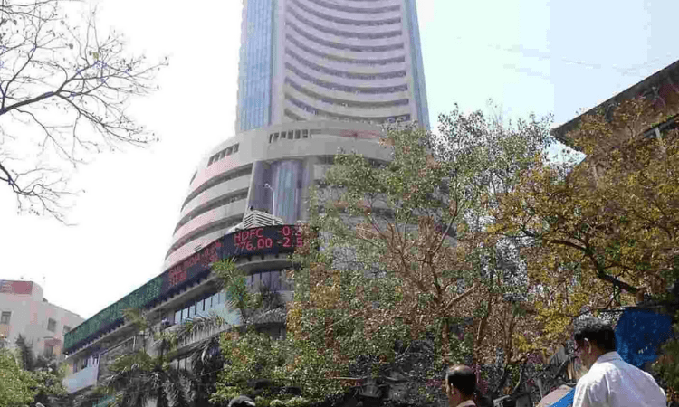 Global cues, inflationary concerns dent equities; IT stocks fall