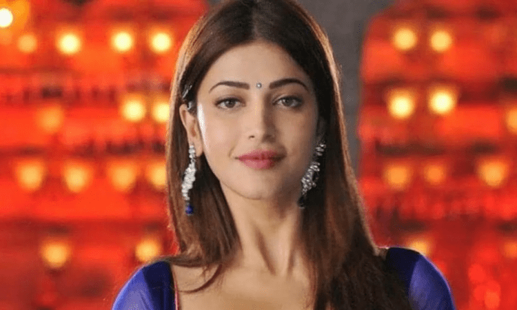 Shruti Haasan being considered to romance Chiranjeevi in next