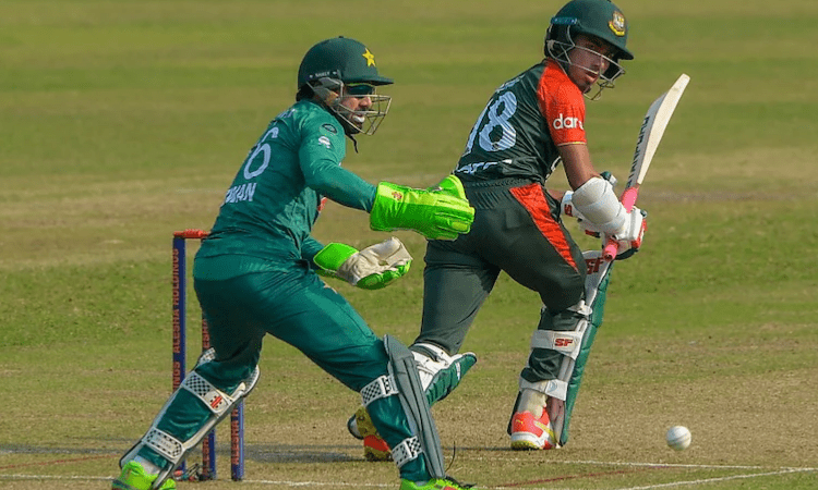 2nd T20I: Pakistan restrict Bangladesh to 108 runs