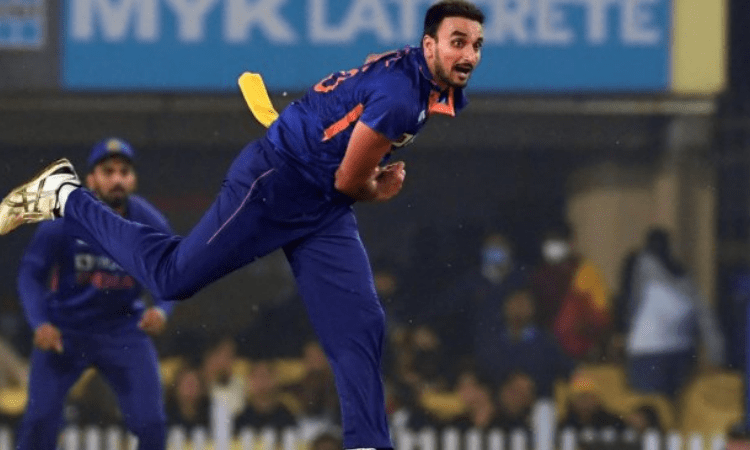 Dream T20I debut brings Harshal Patel in elite group of Indian cricketers