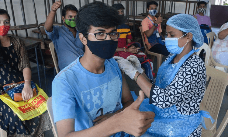 India reports 12,514 new Covid cases, 251 deaths