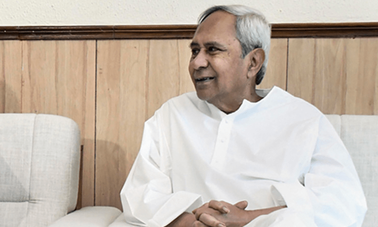 Odisha CM announces social security benefits for newspaper hawkers