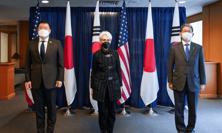 US, Japan reaffirm importance of trilateral cooperation with S.Korea