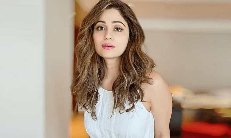 ‘Bigg Boss 15’: Ex-contestant Neha Bhasin cheers for friend Shamita Shetty