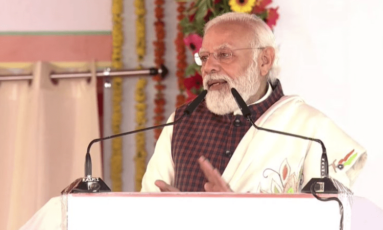 Modi coins new slogan, says UP+Yogi, ‘bahut hai upyogi’