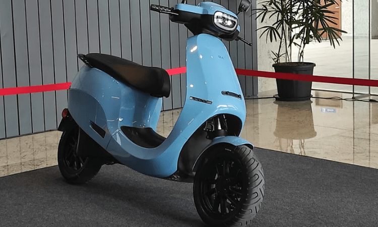 Ola begins delivery of its e-scooter ‘S1’