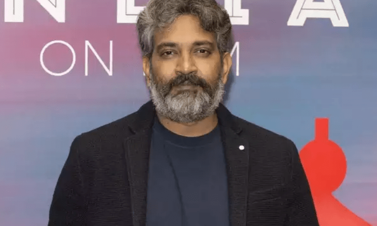 Rajamouli thanks Pawan, Mahesh, Dil Raju for averting box-office clash