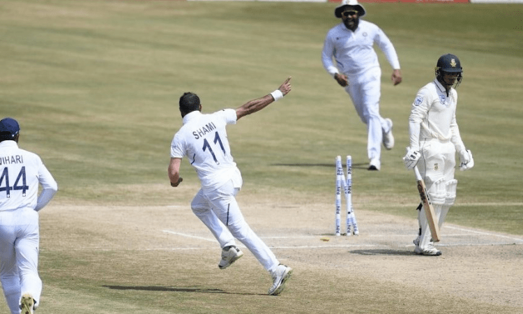 SA v IND, 1st Test: Shami takes out Markram as South Africa try to chase a stiff 305