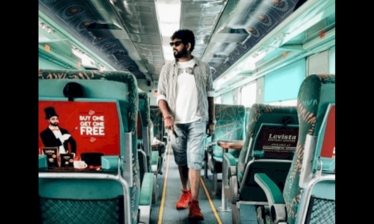 Vignesh Shivan pleased as punch as ‘Kaathuvaakula Rendu Kaadhal’ shoot resumes