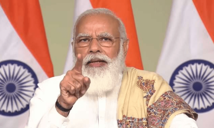 Make farmers aware of use of chemical-free fertilisers: PM to BJP workers from Varanasi