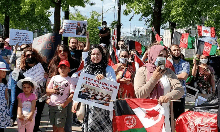 Pak NSA scraps Kabul visit in face of massive anti-Pakistan protests