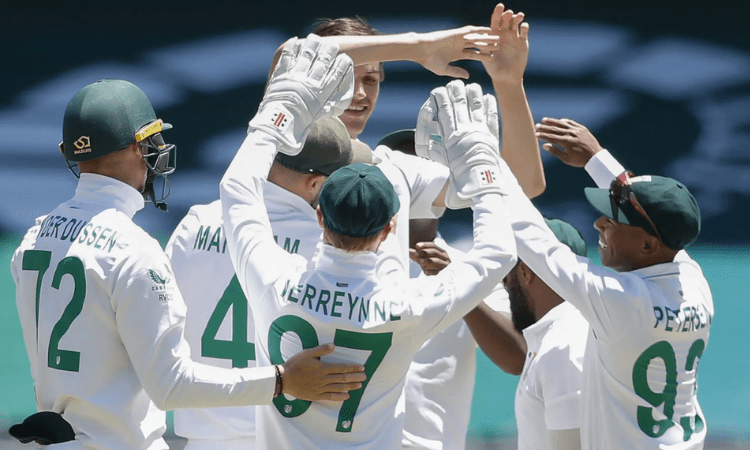 SA v IND, 2nd Test: South Africa reach 35/1 after bowlers restrict India to 202