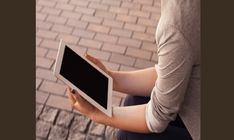 Tablet sales declined 25% in Q4 of 2021: Report