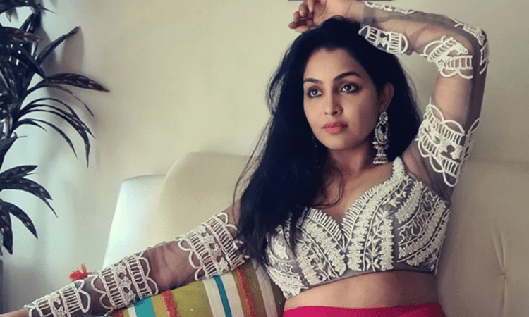 ‘Angoori Bhabi’ Shubhangi Atre enjoys ‘me time’ in Rishikesh