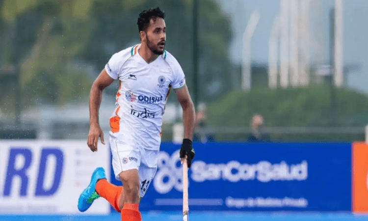 Facing ‘difficulty together’ during COVID times prepared us for Olympics: Harmanpreet
