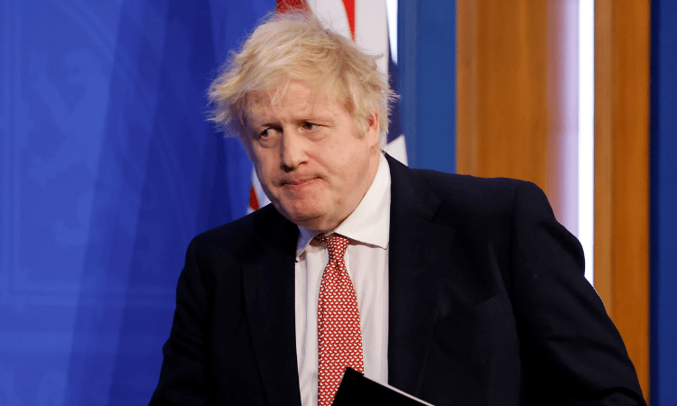 UK PM announces sanctions against five Russian banks