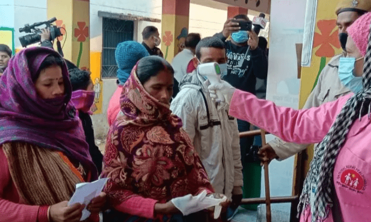 Voter turnout in 1st 2 hrs: UP 9.45%, Uttarakhand 5.03% & Goa 10.86%