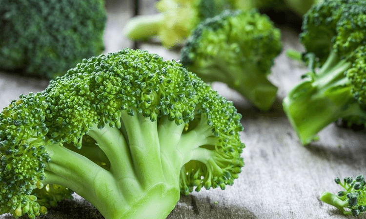 Broccoli, leafy greens can help slow growth of Covid, flu