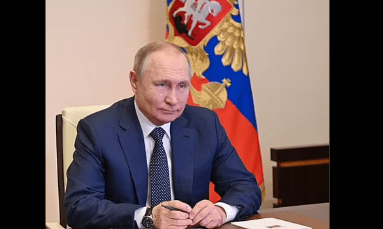 Ex-UK PM backs ‘Nuremberg-style’ trial for Putin