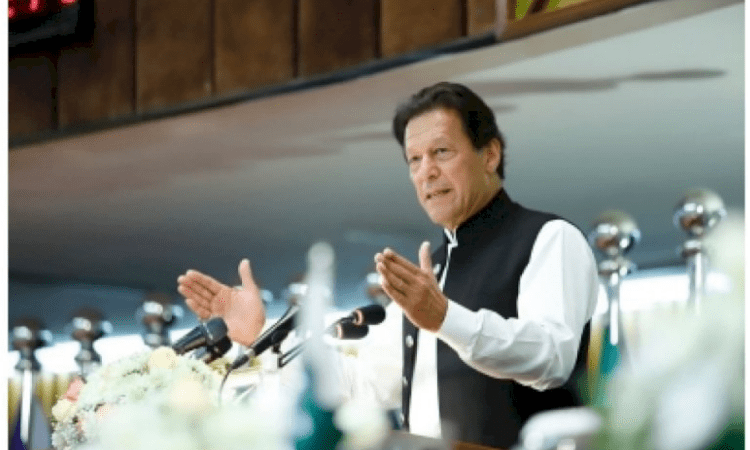 Imran ‘thanks’ Opposition for boosting his party’s popularity