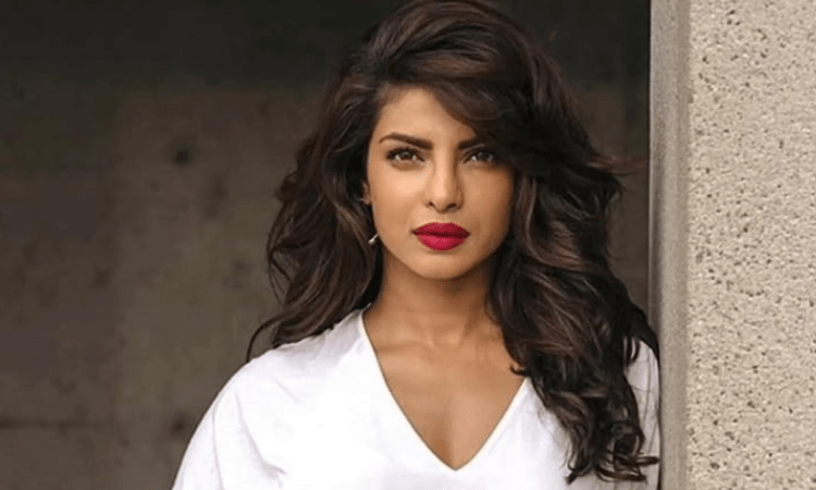 Priyanka Chopra, Kaitlyn Dever, Chloe Fineman sizzle at Oscars bash