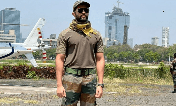 Vijay Deverakonda drops crazy update on next film with Puri Jagannadh