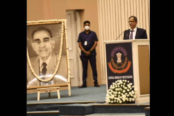 Be impermeable, independent as political executive will change, CJI to CBI