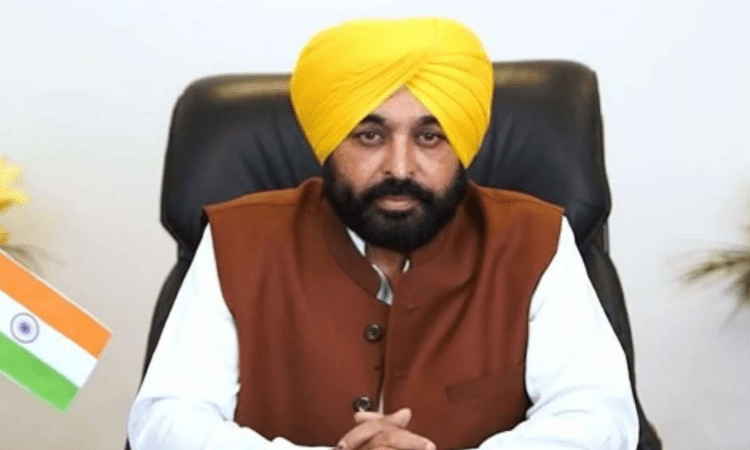 Punjab Guv, CM review preparedness along Pakistan border