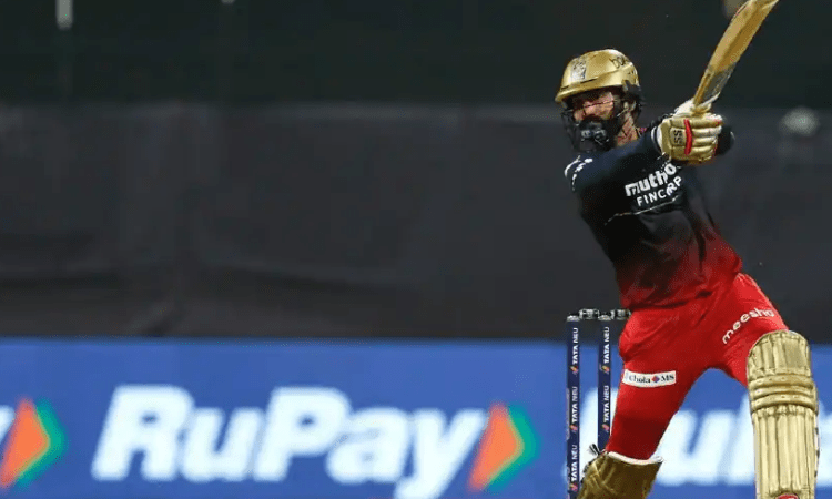IPL 2022: Karthik can do a finisher role for India in T20 World Cup, says Gavaskar