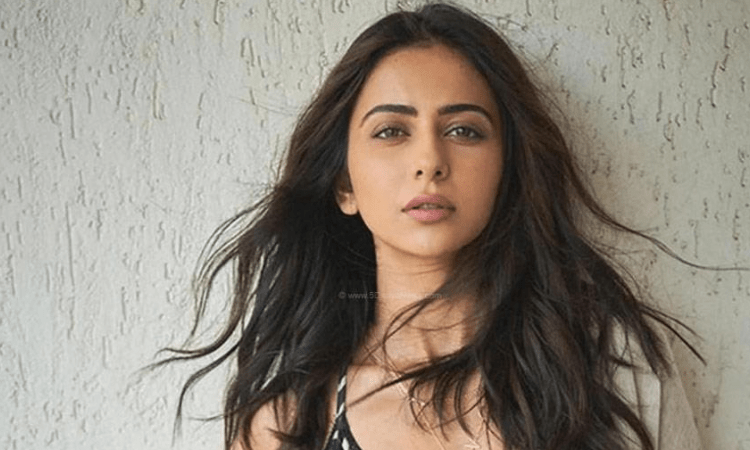 ‘Runway 34’ re-establishes Rakul Preet’s pan-Indian appeal