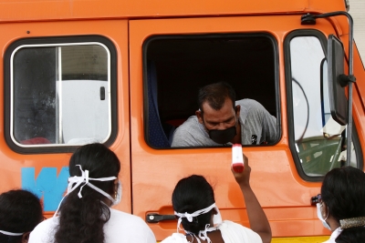 TN steps up vigil on the border as tomato fever spreads in Kerala