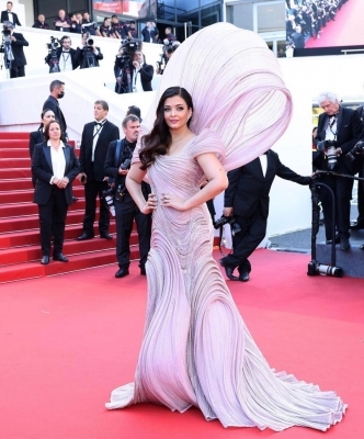 Aishwarya aces Cannes red carpet look at ‘Armageddon Time’ premiere