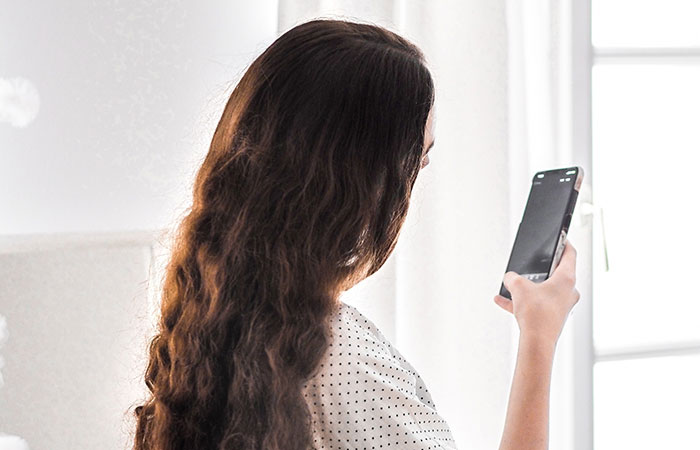 Smartphone use can hamper mental well-being in young adults