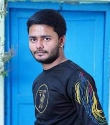 Another honor killing in Hyderabad was, Man stabbed to death in public