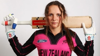 New Zealand all-rounder Amelia Kerr returns to Brisbane Heat for Women’s Big Bash League