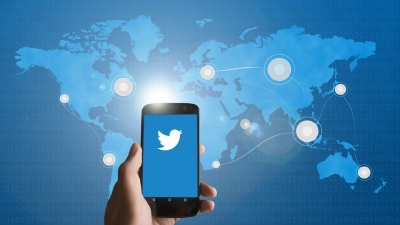 India bans Twitter accounts of several Pak journos, diplomatic missions