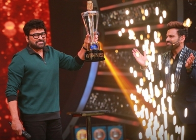 Chiranjeevi amps up entertainment quotient of Telugu ‘Indian Idol’ finale
