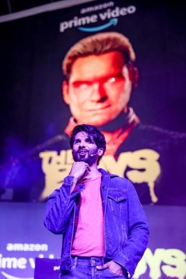 shahid kapoor brings out the essence of 'the boys' through stunts at the launch event